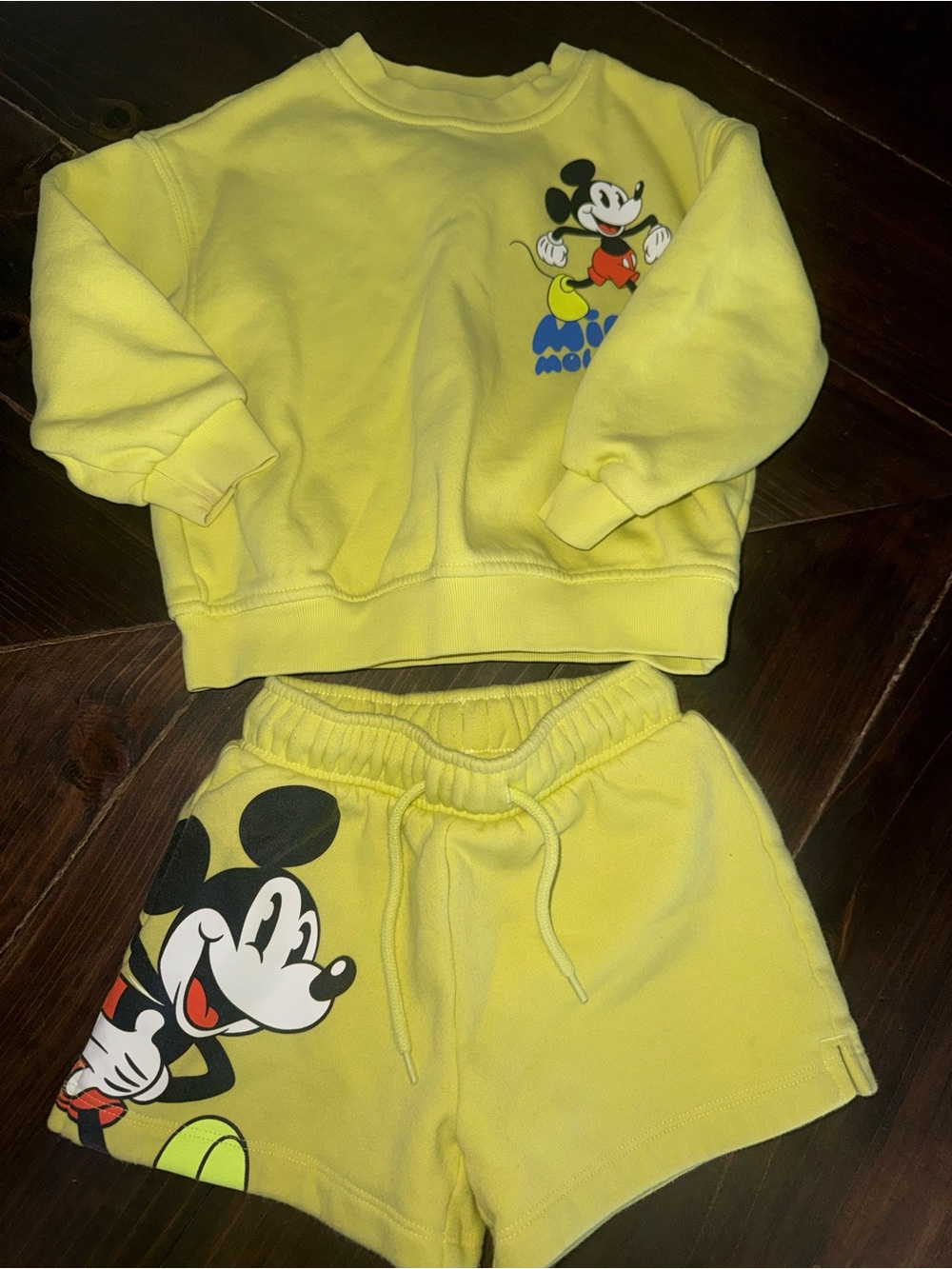Gap x Disney Mickey Mouse Toddler Yellow Sweat Set 2 Year - Picture 2 of 4